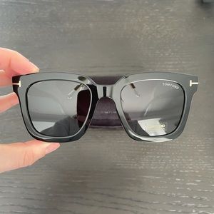 NWOT Tom Ford polarized Sunglasses